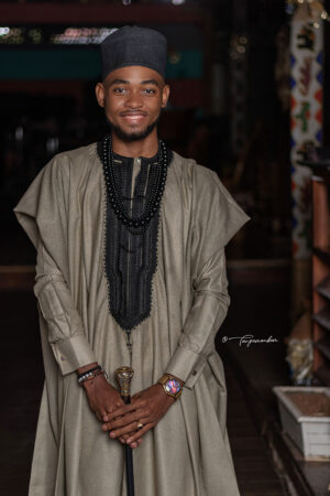 African Native Embroidery – Gold and Black Agbada with Cap (3-Piece Set)